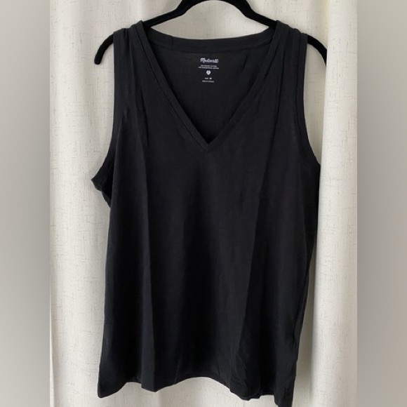 Madewell Tops - Madewell Black Sleeveless Tank Top